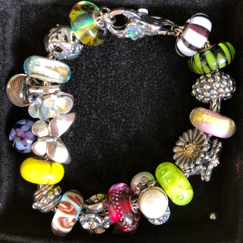 Trollbeads Silver Studded Bead - Picture 6 of 6